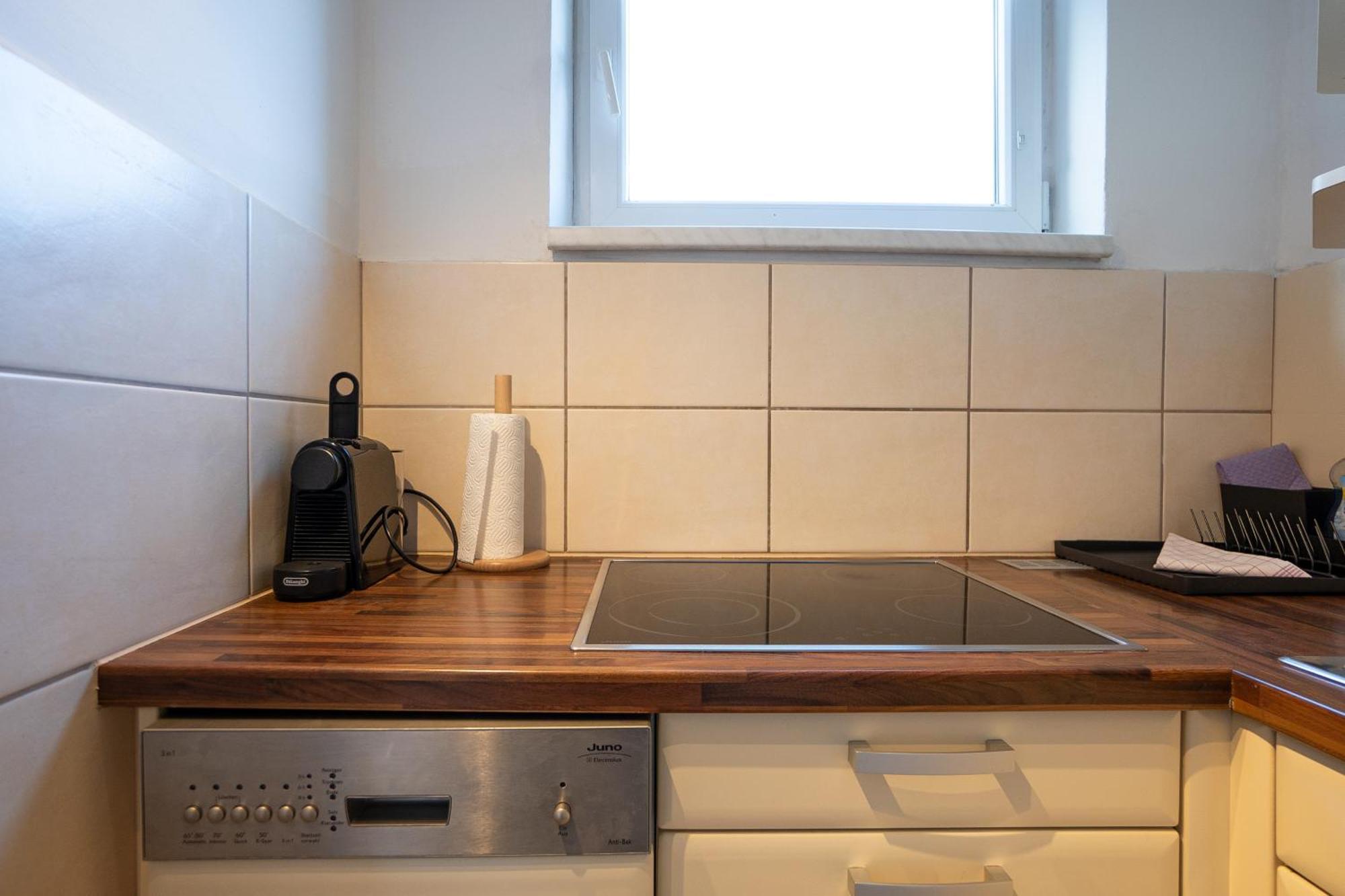 Apartment With A Private Terrace Located Right Near Belvedere Castle, 15 Minutes Away From Stephansdom Вена Экстерьер фото
