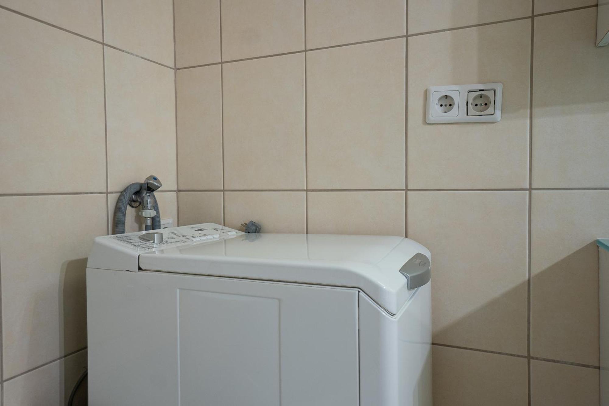 Apartment With A Private Terrace Located Right Near Belvedere Castle, 15 Minutes Away From Stephansdom Вена Экстерьер фото