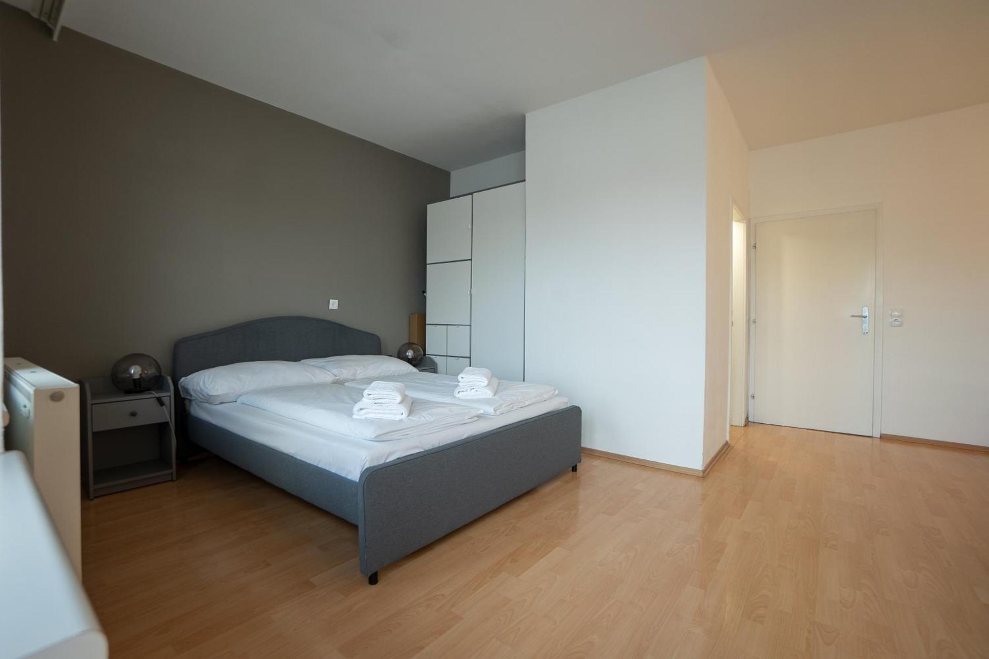 Apartment With A Private Terrace Located Right Near Belvedere Castle, 15 Minutes Away From Stephansdom Вена Экстерьер фото